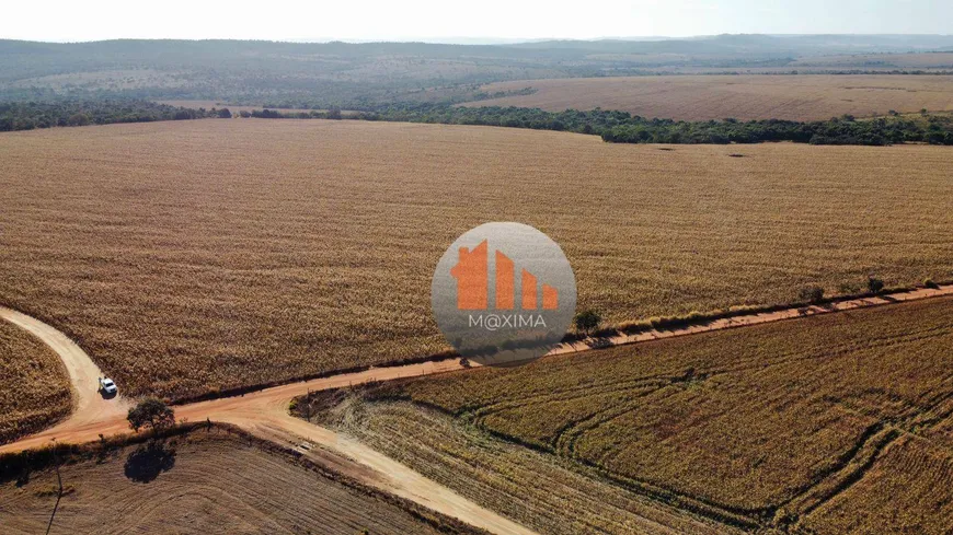 Foto 1 de Fazenda/Sítio com 2 Quartos à venda, 7744000m² em Zona Rural, Santa Cruz de Goiás
