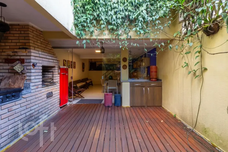Foto 1 de Casa com 4 Quartos à venda, 360m² em Perdizes, São Paulo