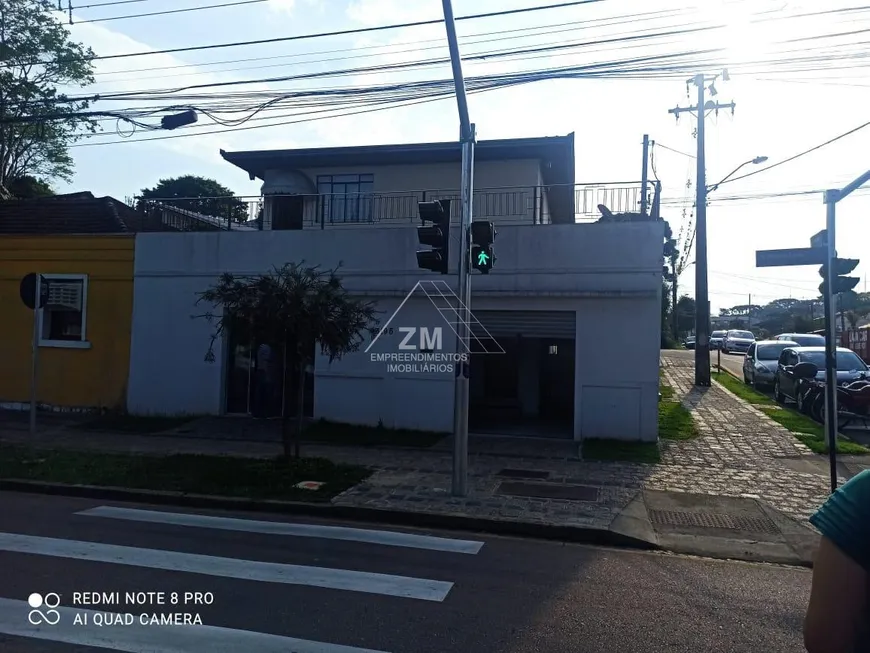 Foto 1 de Sobrado com 2 Quartos à venda, 204m² em São Lourenço, Curitiba