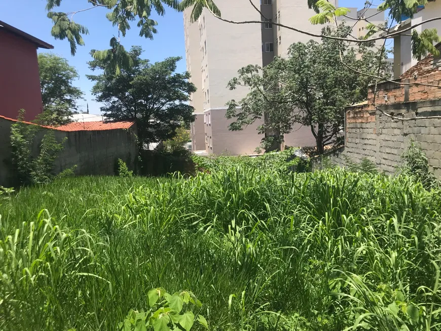 Foto 1 de Lote/Terreno à venda, 845m² em Estoril, Belo Horizonte