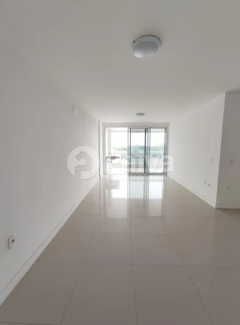 Foto 1 de Apartamento com 3 Quartos à venda, 110m² em Barra da Tijuca, Rio de Janeiro