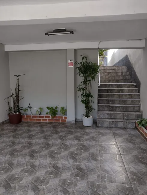 Foto 1 de Sobrado com 1 Quarto à venda, 125m² em Vila Indiana, Taboão da Serra