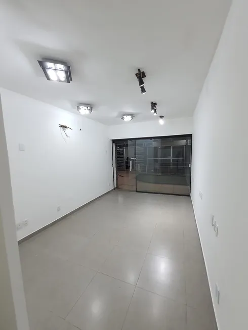 Foto 1 de Sala Comercial para alugar, 20m² em Centro, Rio de Janeiro