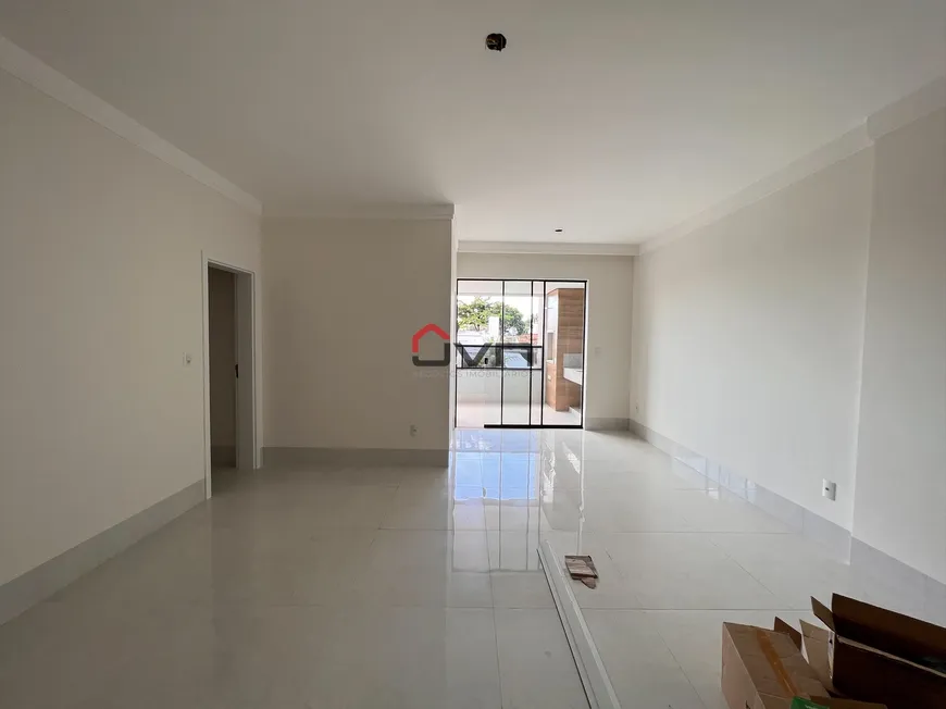 Foto 1 de Apartamento com 3 Quartos à venda, 111m² em Tibery, Uberlândia