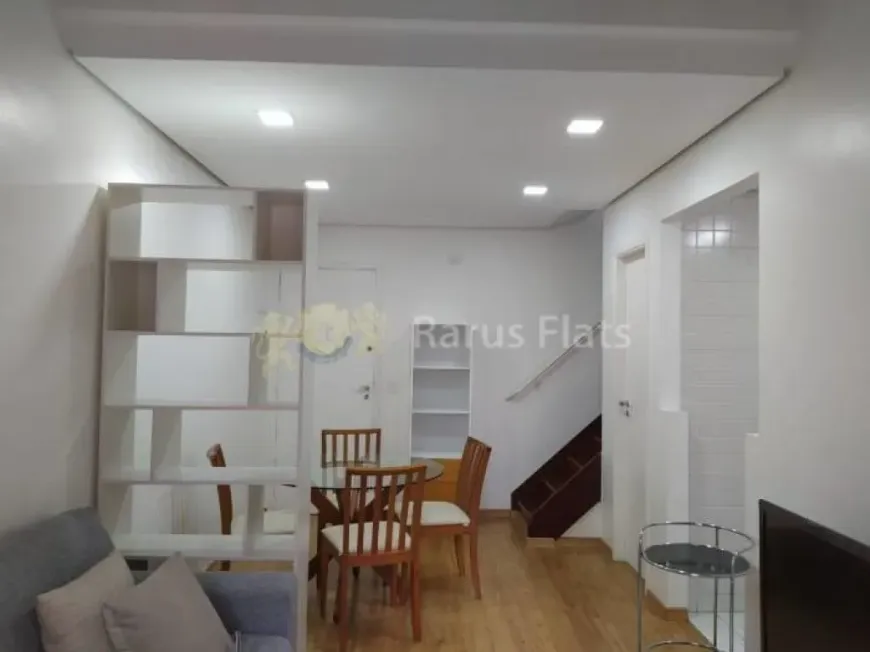 Foto 1 de Flat com 1 Quarto à venda, 44m² em Moema, São Paulo