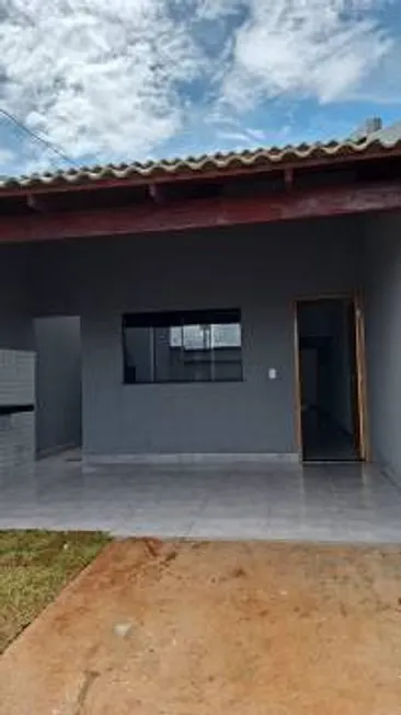 Foto 1 de Casa com 2 Quartos à venda, 67m² em Residencial Buena Vista III, Goiânia