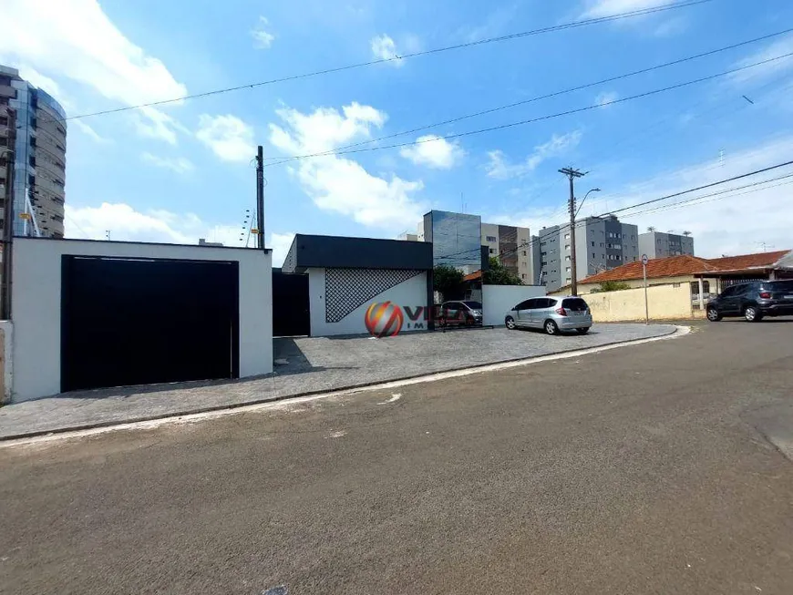 Foto 1 de Casa com 3 Quartos para alugar, 203m² em Jardim Girassol, Americana