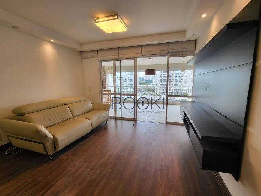 Foto 1 de Apartamento com 3 Quartos para alugar, 160m² em Santo Amaro, São Paulo