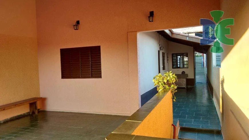 Foto 1 de Casa com 2 Quartos à venda, 97m² em Jardim Maria Amelia, Jacareí