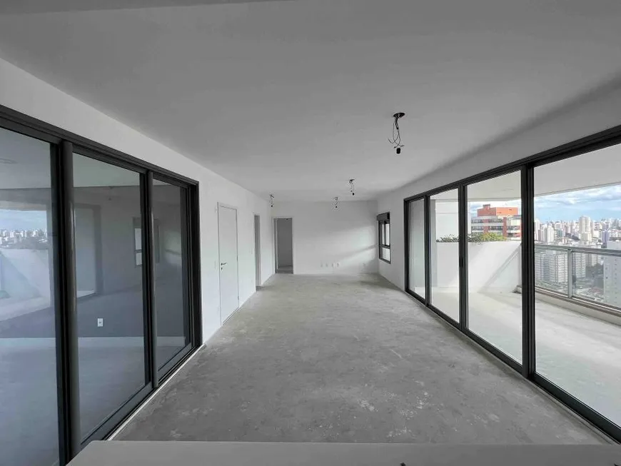 Foto 1 de Apartamento com 3 Quartos à venda, 165m² em Jardim Vila Mariana, São Paulo