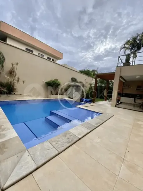 Foto 1 de Casa de Condomínio com 4 Quartos à venda, 320m² em Jardins Verona, Goiânia