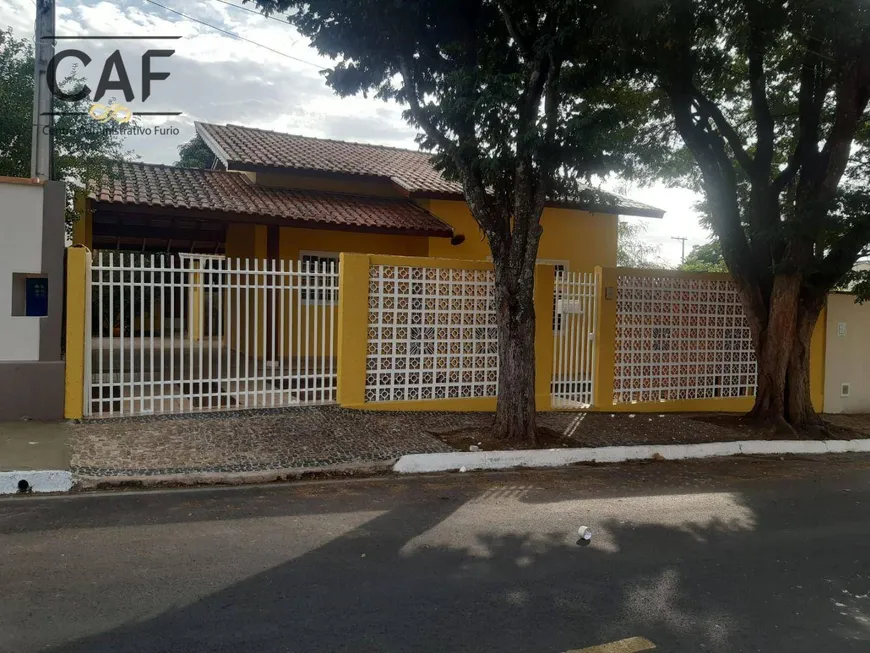 Foto 1 de Casa com 2 Quartos à venda, 118m² em Morada das Flores, Holambra