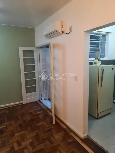 Foto 1 de Kitnet com 1 Quarto à venda, 29m² em Centro Histórico, Porto Alegre