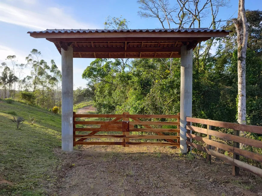 Foto 1 de Fazenda/Sítio com 2 Quartos à venda, 375m² em Zona Rural, São João do Itaperiú