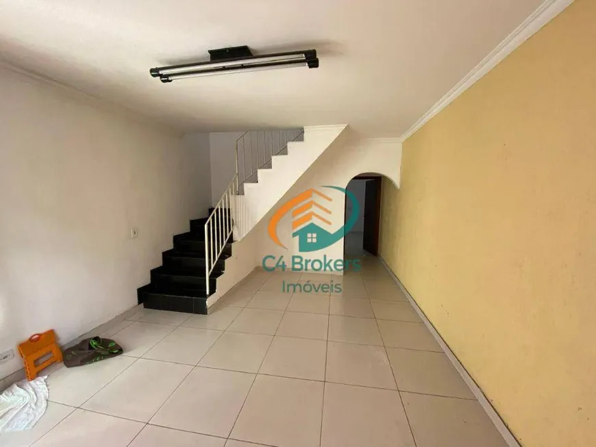 Foto 1 de Imóvel Comercial com 3 Quartos para venda ou aluguel, 180m² em Jardim Santa Mena, Guarulhos