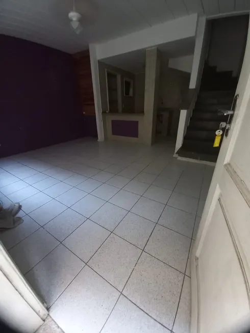 Foto 1 de Casa de Condomínio com 2 Quartos à venda, 62m² em Jardim José Bonifácio, São João de Meriti