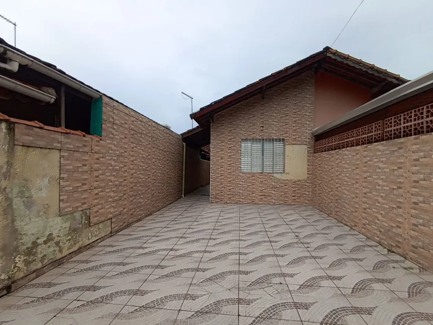 Foto 1 de Casa com 2 Quartos à venda, 100m² em Jardim Imperador, Praia Grande