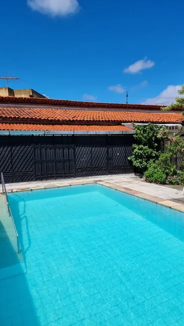 Foto 1 de Casa com 5 Quartos à venda, 500m² em Bongi, Recife