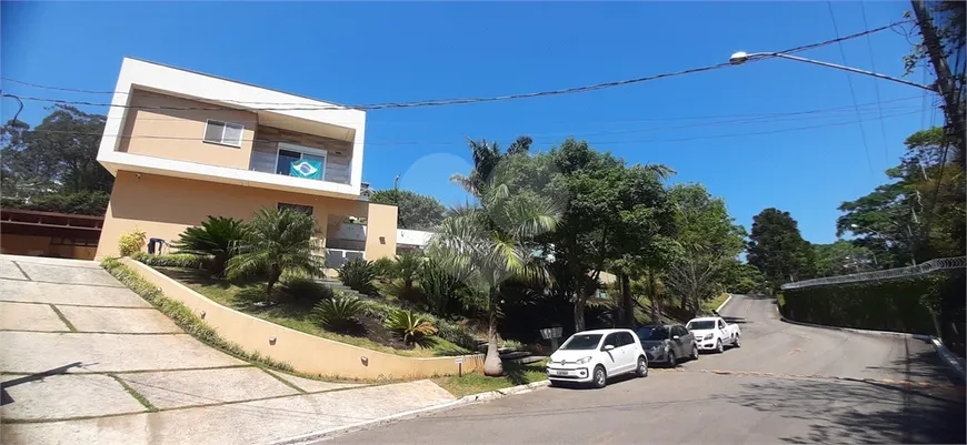 Foto 1 de Casa de Condomínio com 3 Quartos à venda, 521m² em Serra da Cantareira, Mairiporã