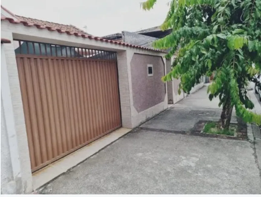 Foto 1 de Casa com 3 Quartos à venda, 140m² em Cavalcânti, Rio de Janeiro