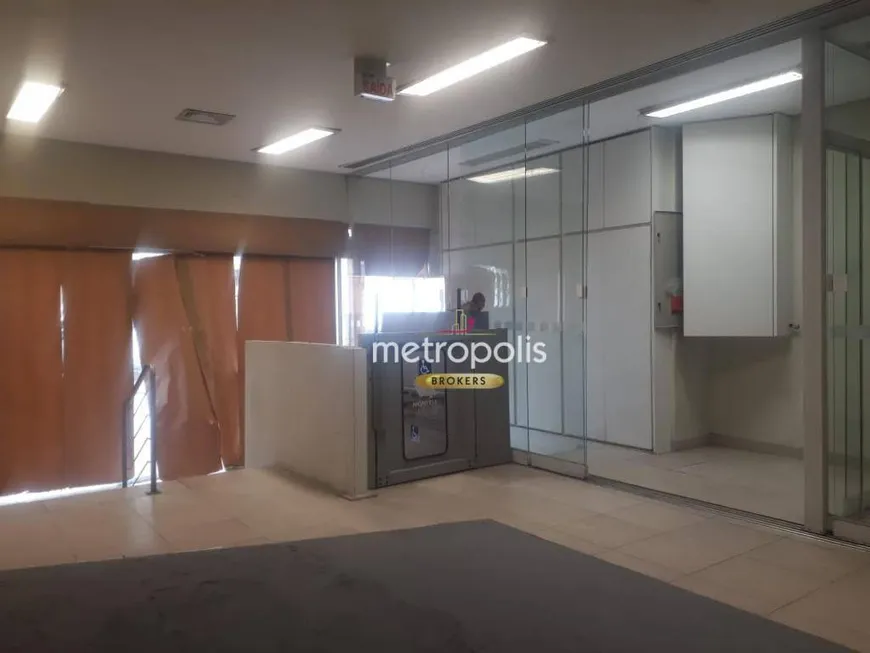 Foto 1 de Ponto Comercial para alugar, 240m² em Santo Antônio, São Caetano do Sul