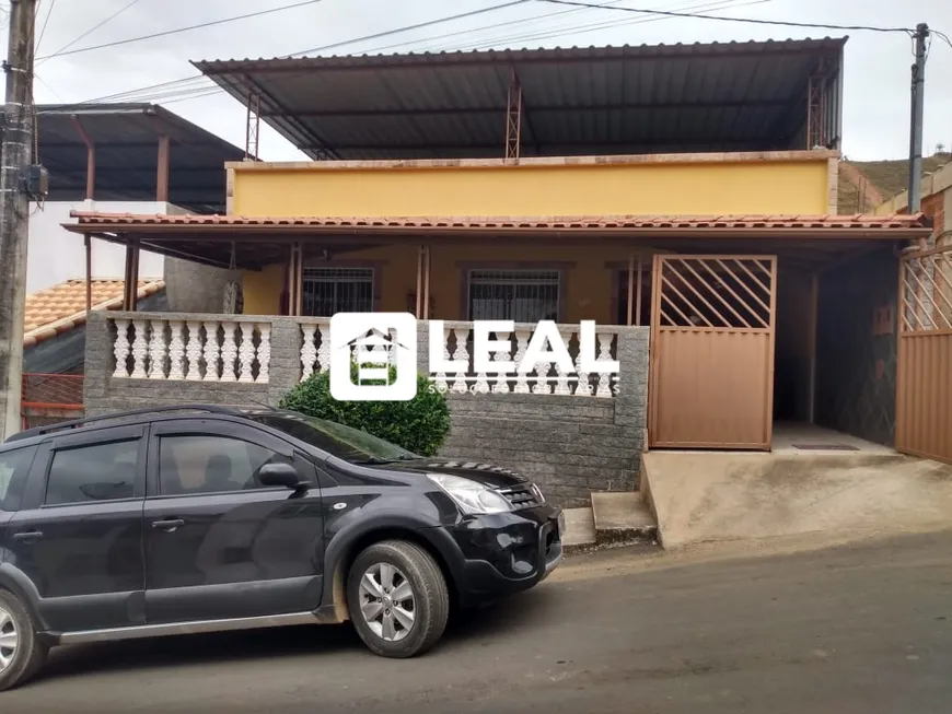 Foto 1 de Casa com 2 Quartos à venda, 142m² em Centro, Matias Barbosa