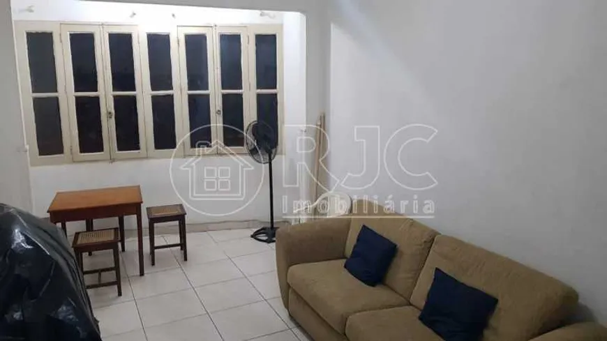 Foto 1 de Apartamento com 1 Quarto à venda, 45m² em Catete, Rio de Janeiro