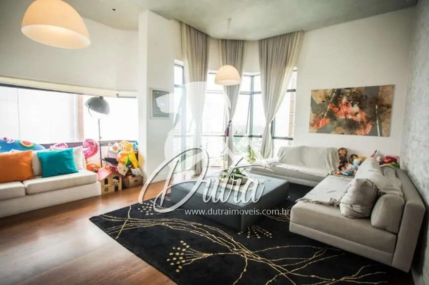 Foto 1 de Apartamento com 4 Quartos à venda, 178m² em Vila Clementino, São Paulo