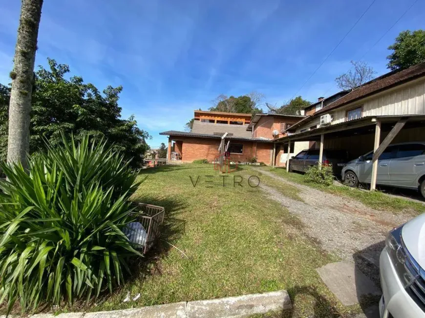 Foto 1 de Lote/Terreno à venda, 550m² em Centro, Gramado