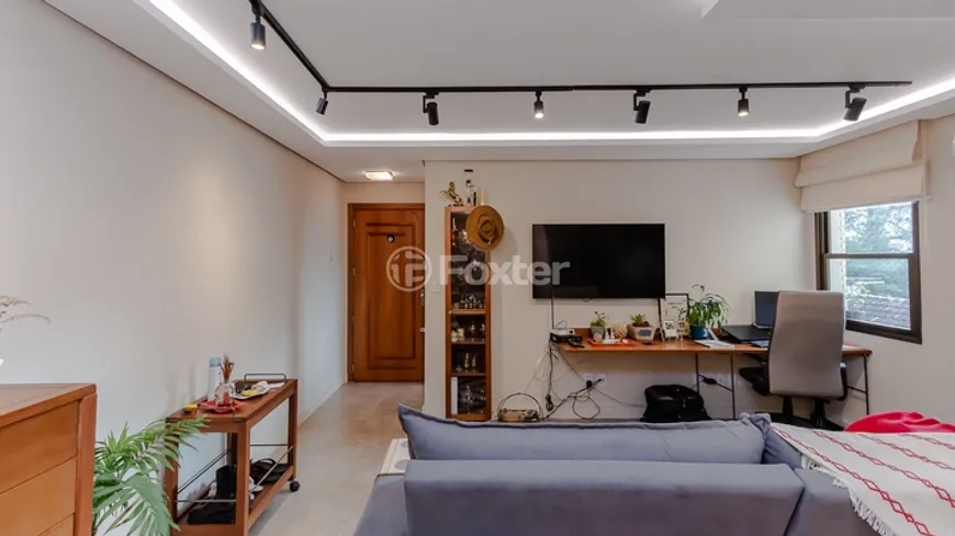 Foto 1 de Apartamento com 2 Quartos à venda, 76m² em São João, Porto Alegre