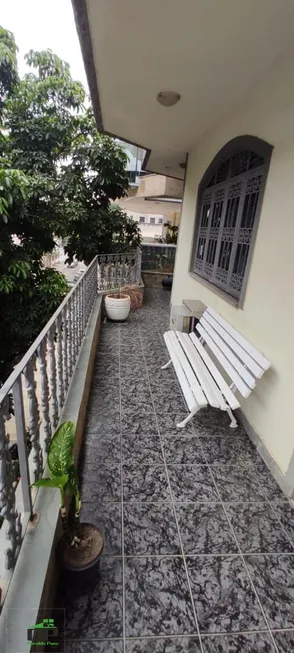 Foto 1 de Apartamento com 3 Quartos à venda, 190m² em  Vila Valqueire, Rio de Janeiro