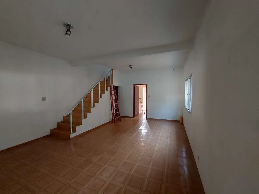 Foto 1 de Casa com 4 Quartos à venda, 100m² em Vila Tupi, Praia Grande