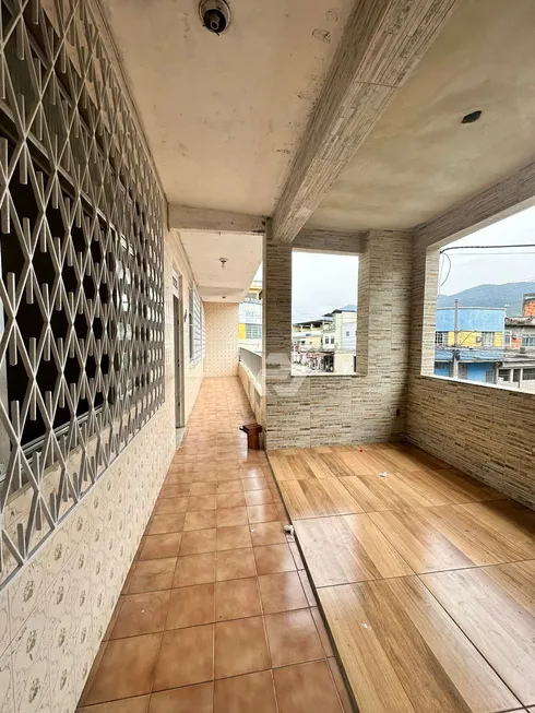 Foto 1 de Casa com 2 Quartos à venda, 130m² em Centro, Nilópolis