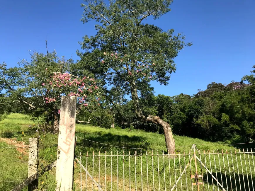 Foto 1 de Lote/Terreno à venda, 106000m² em Parque das Figueiras, Mogi das Cruzes