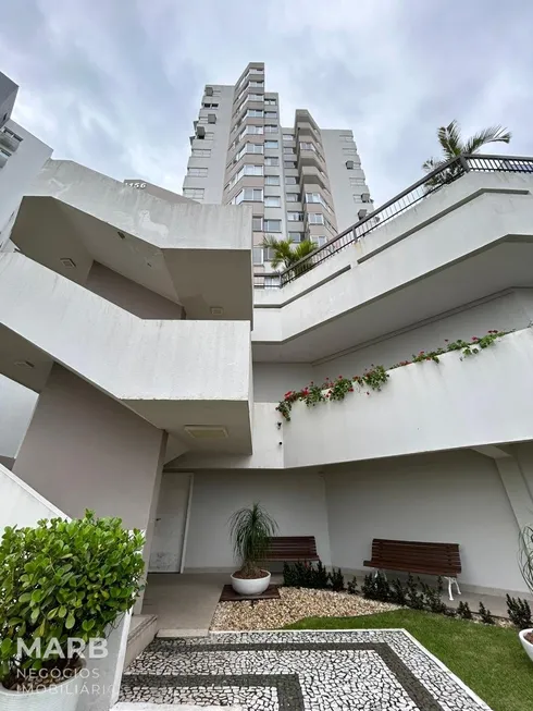 Foto 1 de Apartamento com 3 Quartos à venda, 96m² em Centro, Florianópolis