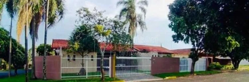 Foto 1 de Casa com 4 Quartos para venda ou aluguel, 470m² em Jardim Vale das Rosas, Araraquara