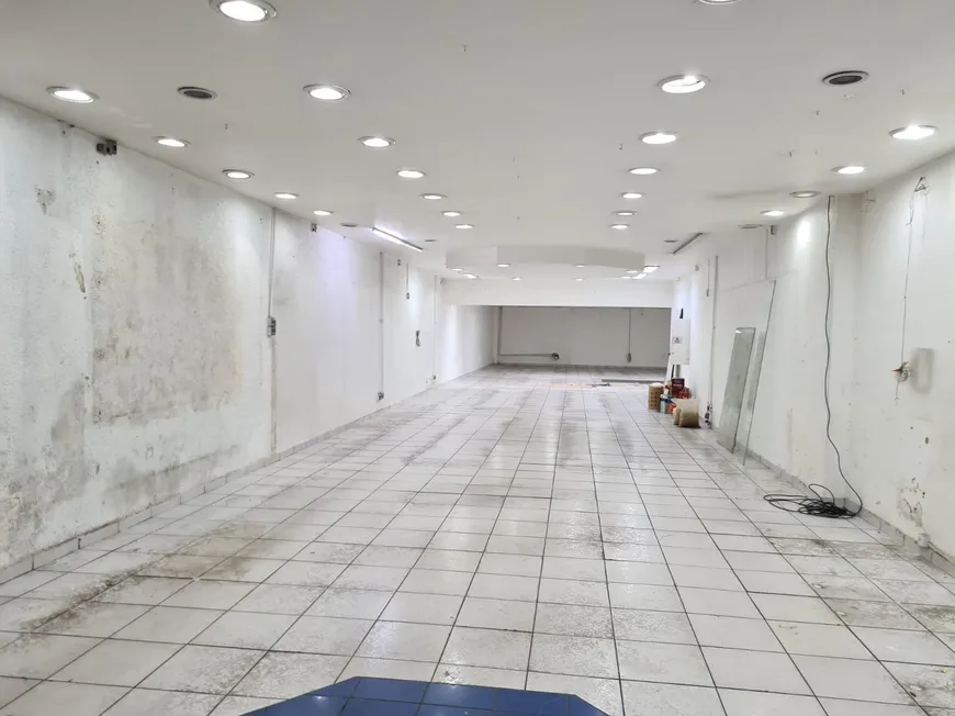 Foto 1 de Ponto Comercial para alugar, 450m² em Santo Amaro, São Paulo