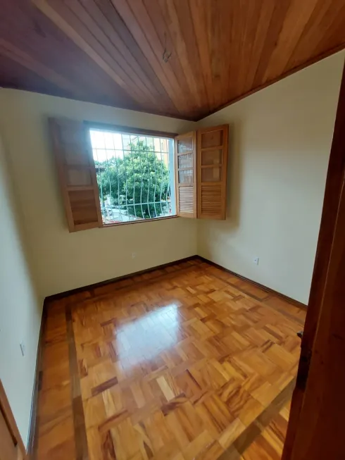 Foto 1 de Casa com 6 Quartos para alugar, 200m² em Funcionários, Belo Horizonte