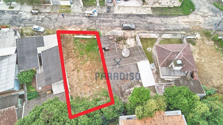 Foto 1 de Lote/Terreno à venda, 240m² em Novo Mundo, Curitiba