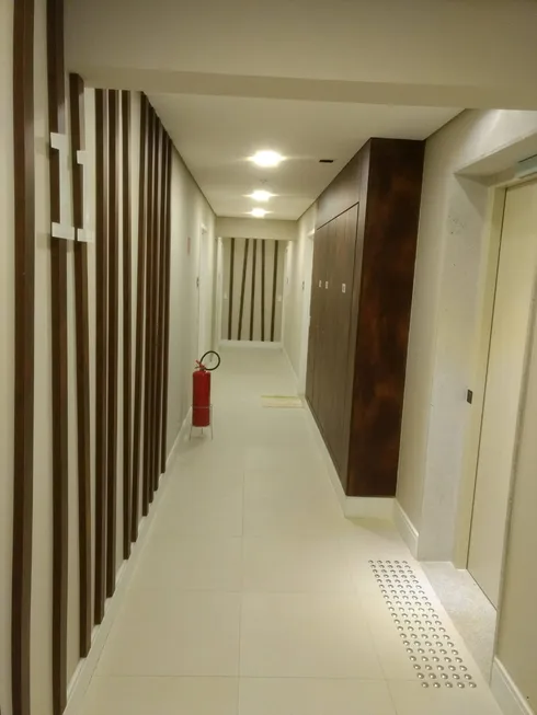 Foto 1 de Apartamento com 1 Quarto para alugar, 50m² em Alphaville Empresarial, Barueri