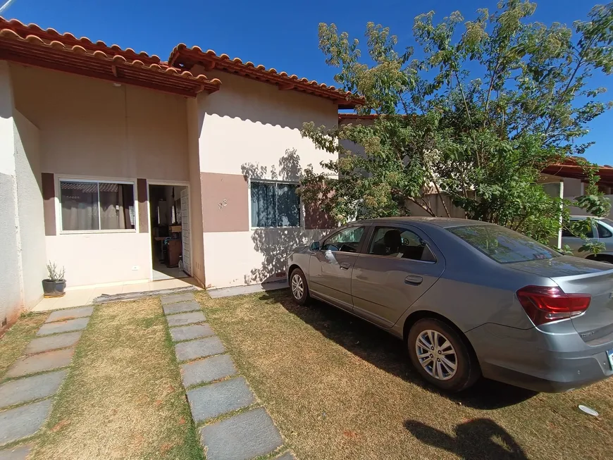 Foto 1 de Casa com 2 Quartos à venda, 70m² em Vale das Brisas, Senador Canedo