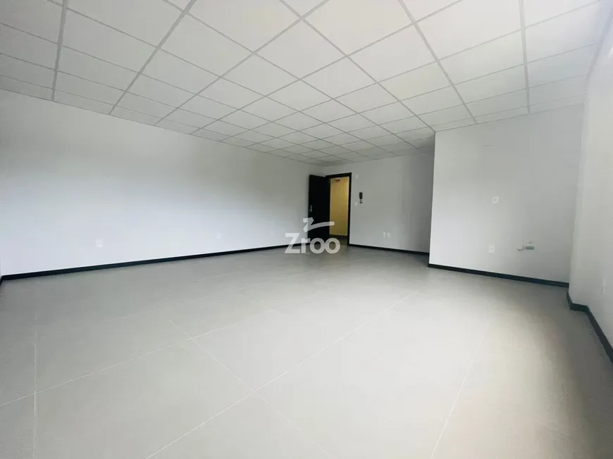 Foto 1 de Sala Comercial para alugar, 41m² em Ponta Aguda, Blumenau