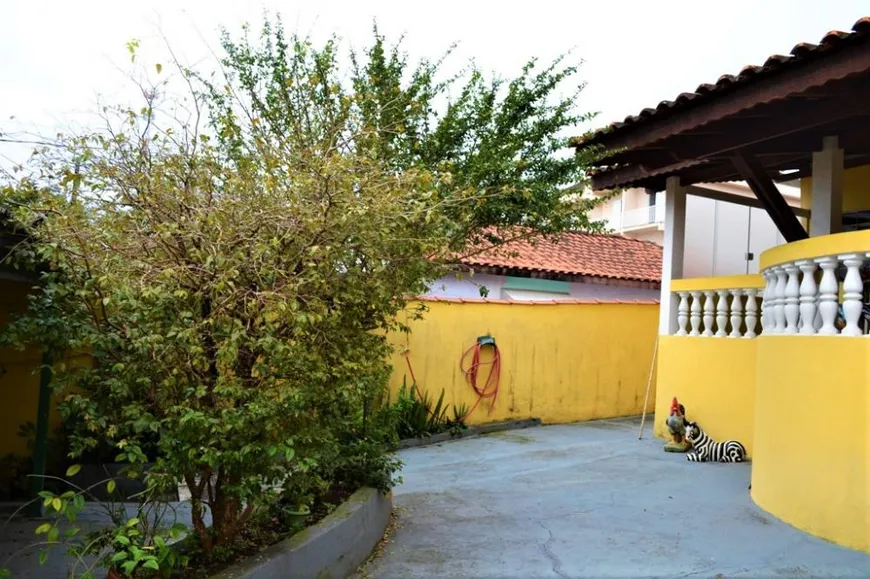 Foto 1 de Casa com 3 Quartos à venda, 200m² em Arujamérica, Arujá