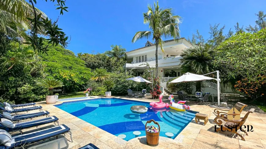 Foto 1 de Casa de Condomínio com 5 Quartos à venda, 1000m² em Barra da Tijuca, Rio de Janeiro