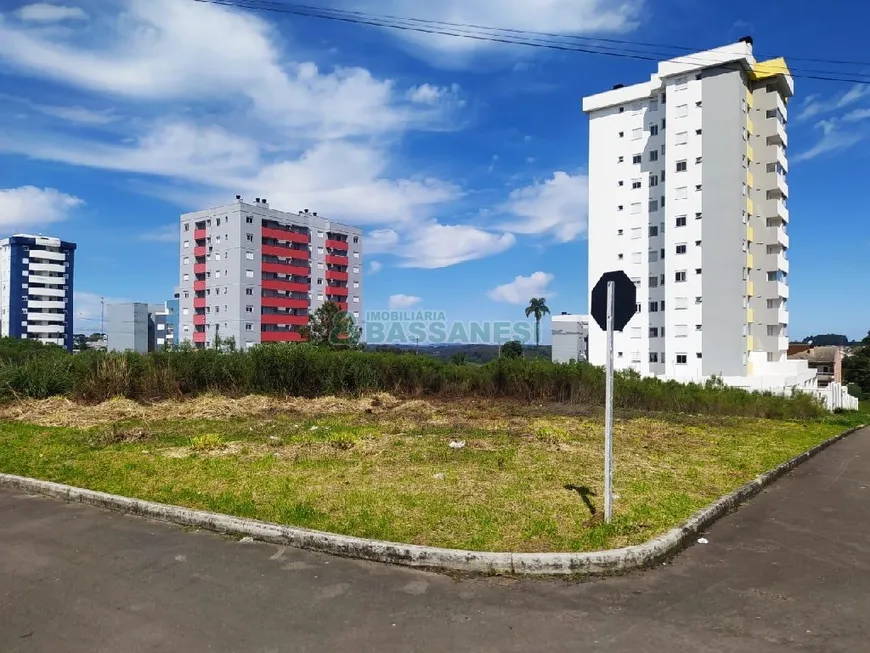 Foto 1 de Lote/Terreno para alugar, 720m² em Planalto, Caxias do Sul