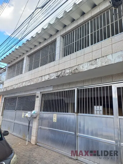 Foto 1 de Casa com 3 Quartos à venda, 348m² em Jardim dos Camargos, Barueri