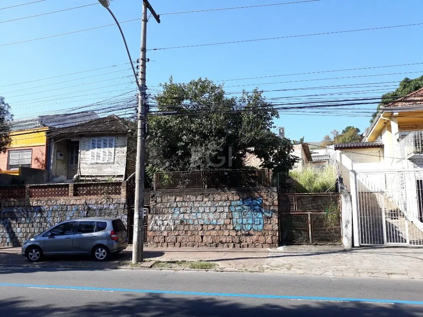 Foto 1 de Lote/Terreno à venda, 309m² em Nonoai, Porto Alegre