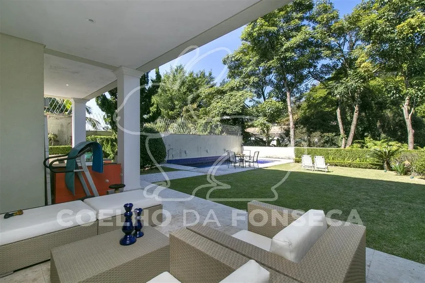Foto 1 de Casa com 4 Quartos à venda, 465m² em Vila Tramontano, São Paulo