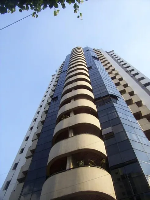 Foto 1 de Apartamento com 3 Quartos para venda ou aluguel, 107m² em Moema, São Paulo