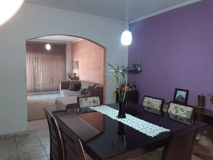 Foto 1 de Casa com 3 Quartos à venda, 180m² em Vila Natal, Mogi das Cruzes